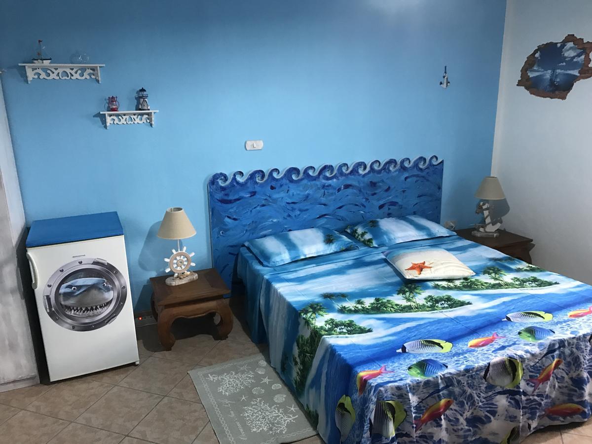 Acquamarina B&B La Maddalena  Экстерьер фото