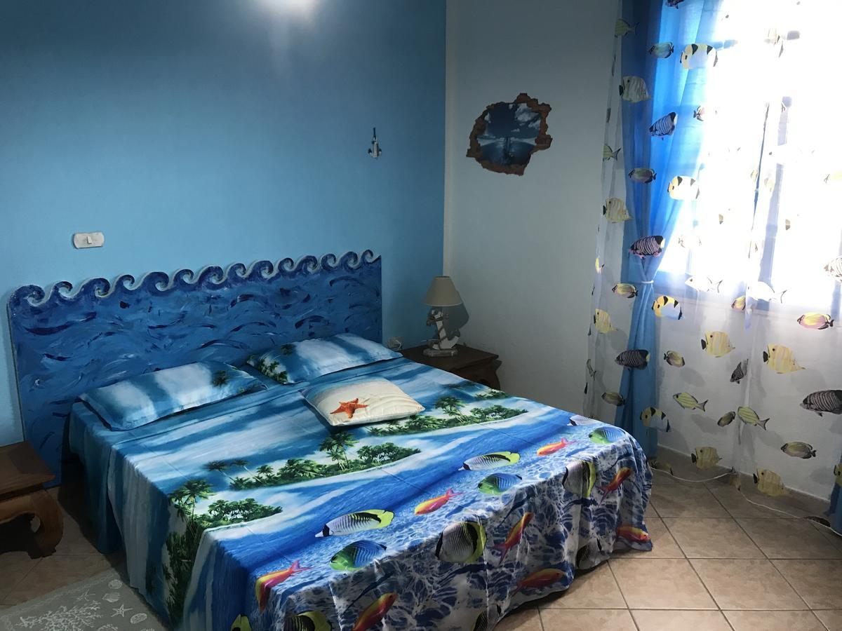 Acquamarina B&B La Maddalena  Экстерьер фото