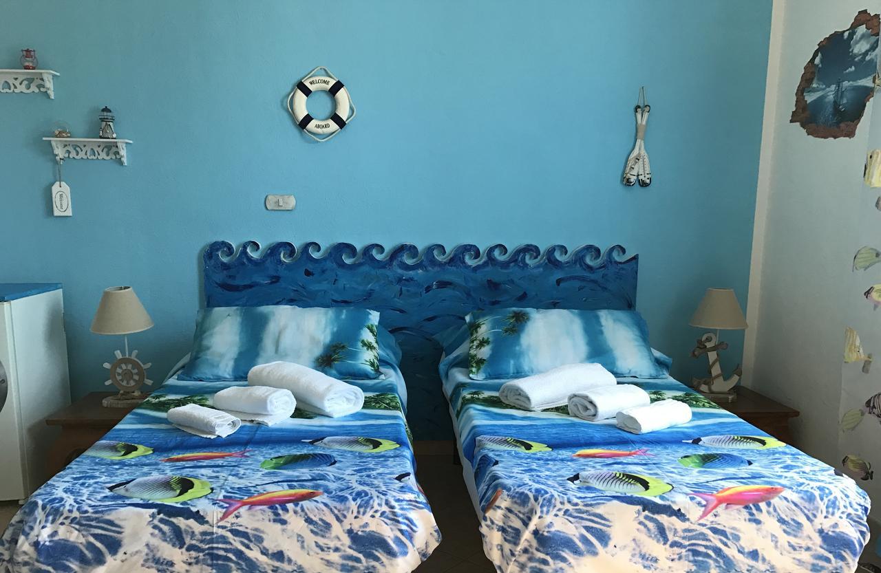 Acquamarina B&B La Maddalena  Экстерьер фото