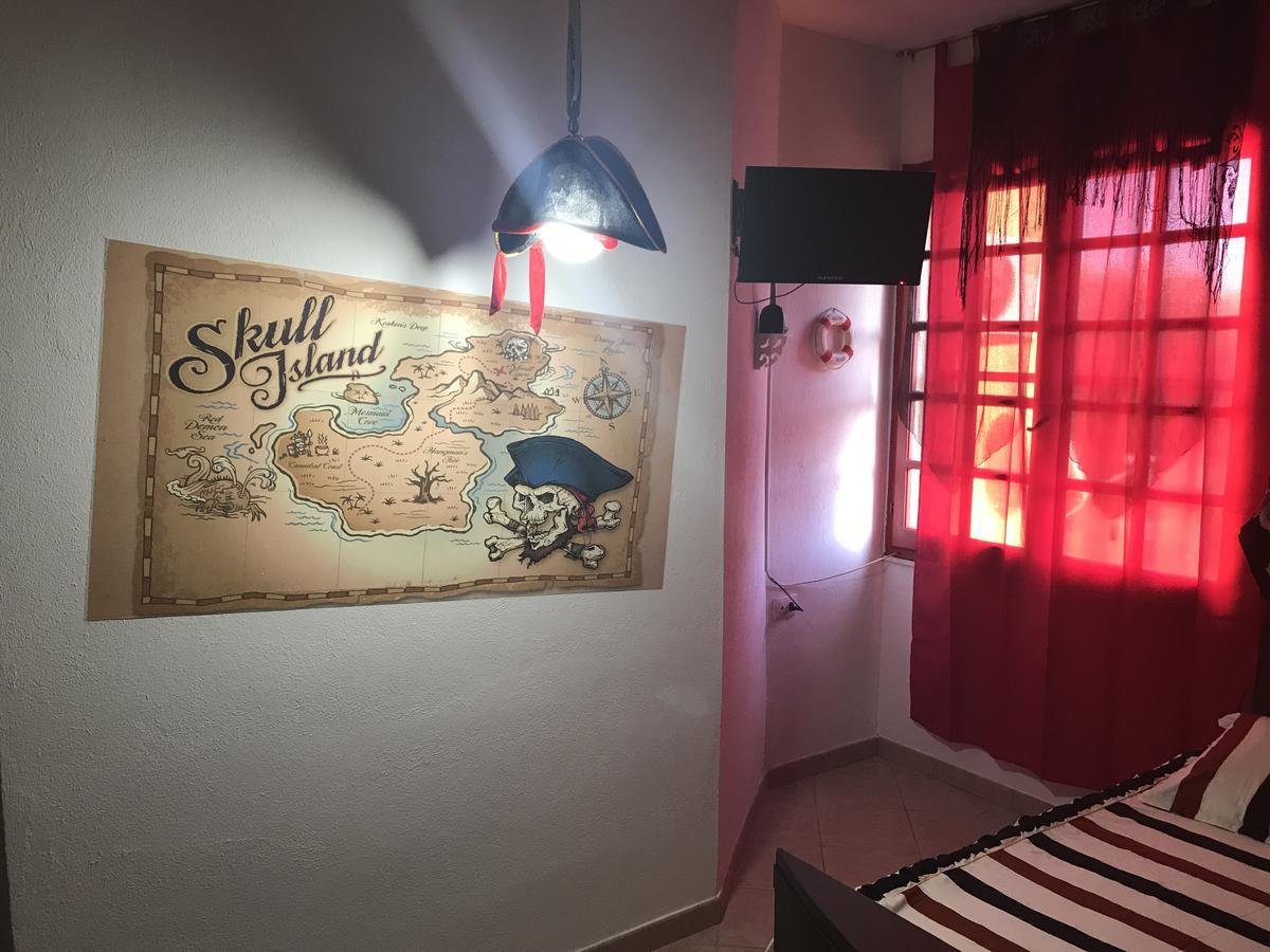Acquamarina B&B La Maddalena  Экстерьер фото